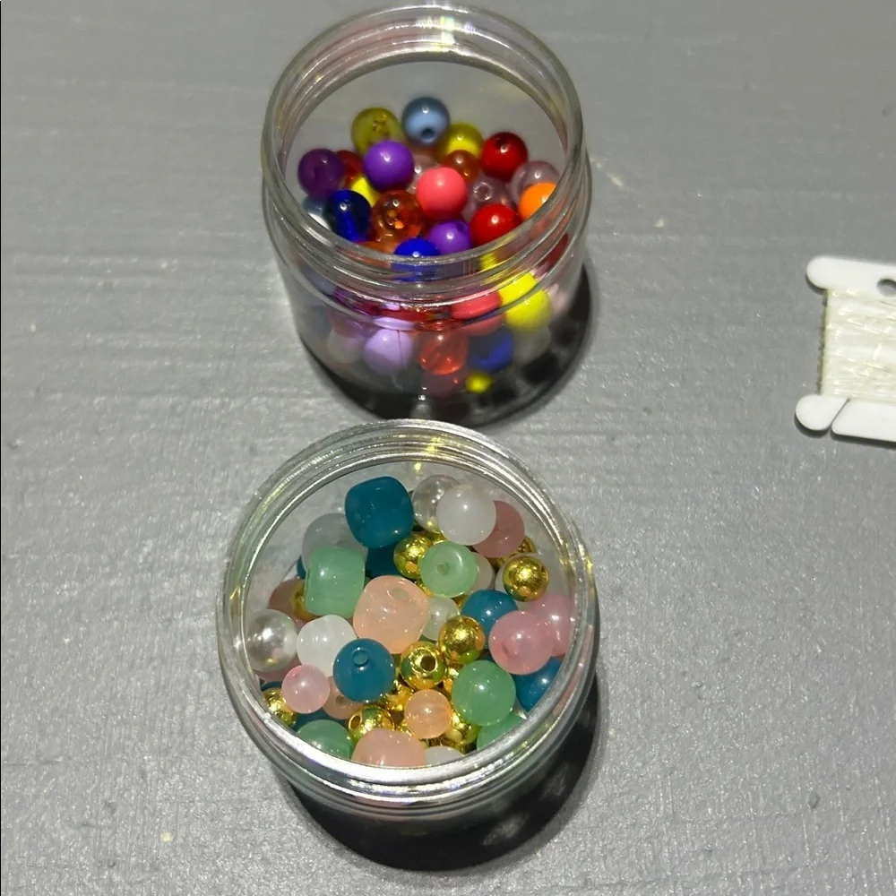 Bracelet Making Kit - Picture 7 of 8